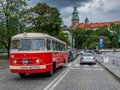 Zabytkowe tramwaje i autobusy wracają na ulice Krakowa. W niedzielę wyjątkowe kursy Krakowskiej Linii Muzealnej
