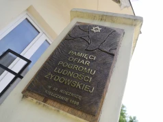 Pogrom pozostaje przestrogą przed siłą dezinformacji i uprzedzeń