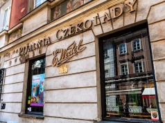 Pijalnie Czekolady E.Wedel stawiają na właścicieli psów. Wprowadzają do oferty lody dla czworonogów