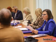 Radna Koalicji Obywatelskiej ostro o nagrodach dla urzędników i sytuacji w mieście