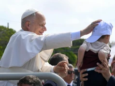 Dziecko-uchodźca do Papieża: „straciłem matkę”