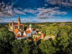 Opole: Wyjazd na ten zamek to dobry pomysł na wakacyjną wycieczkę. Potężna twierdza tuż za czeską granicą