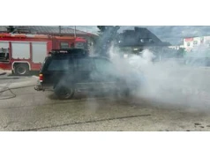 Pożar samochodu na parkingu w Sandomierzu