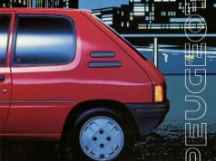Peugeot 205 Junior z roku 1990. Miał jeansowe fotele, 55 lub 60 KM i był lekki jak piórko