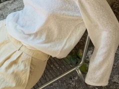 Niebieskie jeansy schodzą na drugi plan. To ten kolor będzie hitem lata