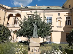 Archidiecezja Krakowska apeluje do wiernych. Nie uczestniczcie w nabożeństwach tej wspólnoty