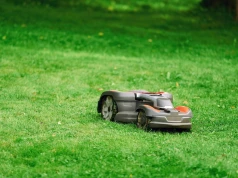 Kupują robota koszącego i boją się rachunków. Liczby rozwiewają wszelkie wątpliwości