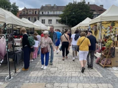Kamienie do głaskania i napar leśnej baby – proponują wystawcy Jarmarku Jagiellońskiego