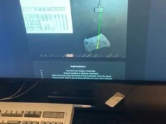 Steam Controller jak mały robot. Pad sam wraca do ładowarki