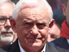 Miller wbija szpilę Tuskowi. "Może pan premier by od tego zaczął"