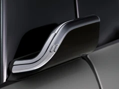Nowe BMW X5 nie ma klamek. Jakże adekwatnie