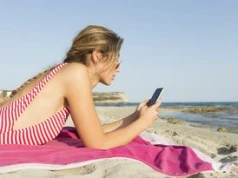 Żyjemy ciągle w trybie online. Tak lata z ekranami zmieniają nasze ciała