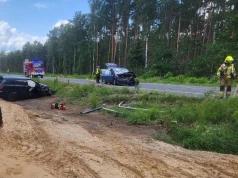 UWAGA! DK92. Zderzenie dwóch samochodów. Jedna osoba poszkodowana, ruch odbywa się wahadłowo