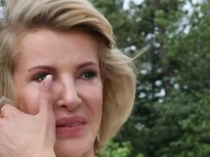 Wyraźnie wzruszona Joanna Racewicz wzięła ślub. Ale bez pana młodego