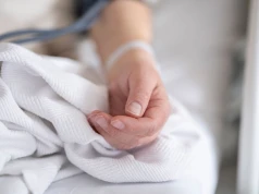 Interfejs mózg–komputer wykrywa ukrytą świadomość u pacjentów niereagujących