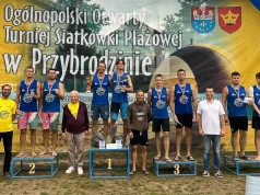 Trzy dekady, prawie trzy tysiące zespołów