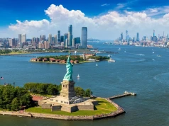USA już nie są „cool”. Polacy nie chcą tam wyjeżdżać