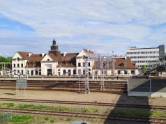 UTK: Kolej pasażerska rozwija się szybciej niż infrastruktura
