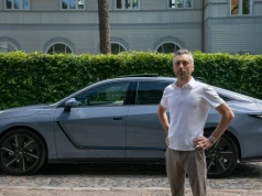 Jeździłem nowym Lexusem ES. Wy też będziecie w szoku. To początek nowej epoki