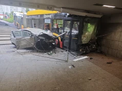 Wypadek autobusu w Warszawie. Strażacy podsumowali akcję