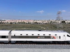 200 km/h przez pustynię. Emiraty uruchomiły pierwsze w historii pociągi pasażerskie