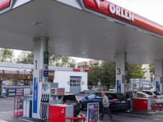 Branża paliwowa zyskała na kryzysie, teraz zapłaci. Sejm przegłosował windfall tax, koncerny przeciw