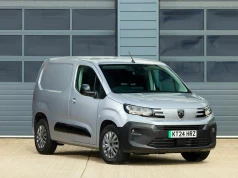 Nie Toyota, a Peugeot mocno rośnie w Wielkiej Brytanii. Partner bierze niemal co czwartego klienta w swoim segmencie
