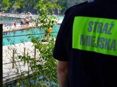 Pierwszy tydzień wakacji nad wodą w Krakowie. Straż miejska wystawiła mandaty
