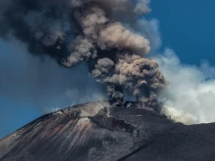 Erupcja Etny na Sycylii. Lotnisko w Katanii przedłuża zawieszenie lotów
