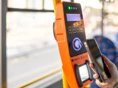 Zaległy mandat może zamknąć drogę do rat. Gapowicze trafiają do rejestru dłużników
