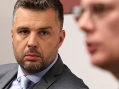 Rachoń zakpił z Tuska w TV Republika. „Obrzydliwcy! Złodzieje!”