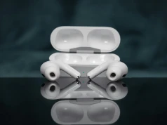Niespodziewany zwrot w Apple. Rewolucyjne AirPods z kamerami odłożone na boczny tor!