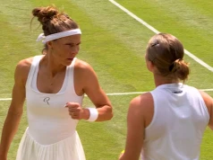Polka w ćwierćfinale Wimbledonu! Dwa wyrównane sety