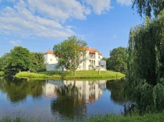 Co kryją mury zamku w Szydłowcu?