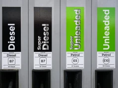 Jak znaleźć tanie paliwo w UK? Stacje paliw nie zgłaszają cen do systemu Fuel Finder.
