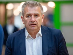 Kolejna afera w systemie ochrony zdrowia. 26 tys. za godzinę. Arłukowicz: Uginają się nogi