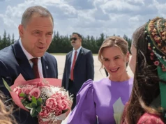Tak Nawrocka ubrała się na upały w Turcji. Ludzie nie oszczędzili jej kreacji