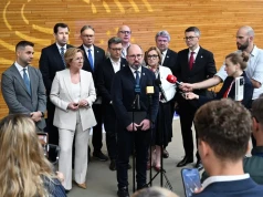 Decyzja Zełenskiego wywołała burzę w PE. „Rani uczucia Polaków”