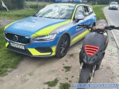 Bez uprawnień jechał na jednym kole. „Trzeba dzwonić po mamę”