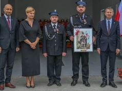 Ponad wiek czekania na strażacki dom. Druhowie z Czapiewic mają nowoczesną remizę