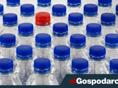 Pożegnanie ze zgrzewkami? Bruksela walczy z plastikiem