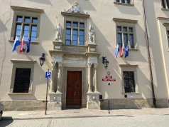„Gwarantujemy anonimowość i pełną opiekę prawną”. Apel do sygnalistów w Krakowie