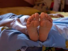 Najgorsza pozycja do spania zdaniem lekarki. "Nigdy tak nie śpij"