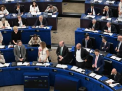PE wyraził ubolewanie z powodu nadania jednostce wojskowej imienia „Bohaterów UPA” przez Zełenskiego