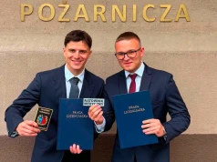 Pierwsi ratownicy medyczni opuścili mury Akademii Pożarniczej