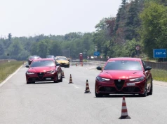 Wpuścili 61 kierowców na legendarny tor Alfy Romeo. Na miejscu czekały 33 Stradale i trening driftu