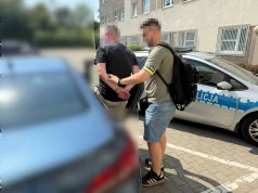 “Może być pięć tysięcy na załatwienie sprawy?” – pijany kierowca z zarzutami za próbę wręczenia łapówki