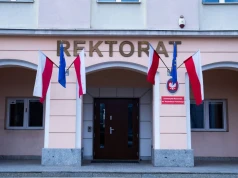 Ostatni dzwonek. Dobiega końca rekrutacja na studia na Uniwersytecie Radomskim