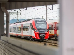 Jak szybko jeździły pociągi pasażerskie w 2025 r.?