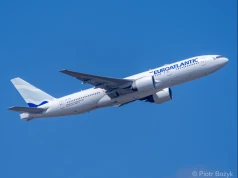 Boeing B777 pozostanie w LOT na dłużej. Będzie latał do Nowego Jorku także zimą